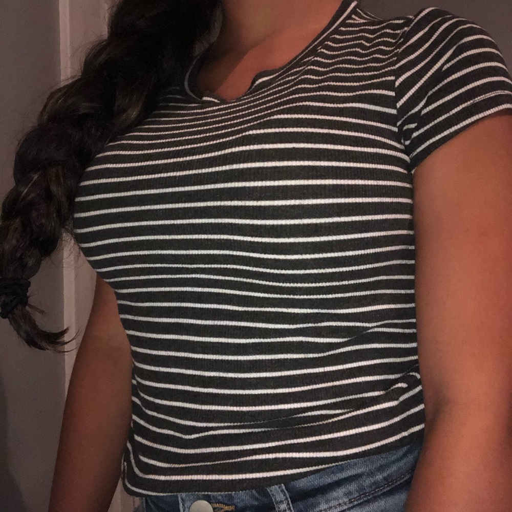 american eagle tee